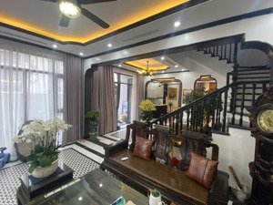 siêu biệt thự lô góc, kđt mới dương nội 180m2-180 triệu/m2