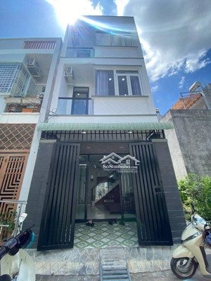 nhà chủ xây kiên cố kẹt tài chính bán gấp nhà lê lợi gò vấp 51,6m2 3pn giá 3tỷ640 triệu còn tl