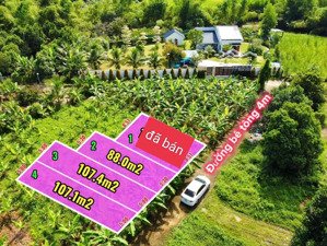 cắt bán lô đất full thổ cư xã diên bình cũ nay là xã suối hiệp. 107m2 full thổ cư giá 630 triệu