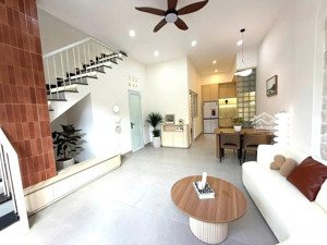 bán nhà riêng núi thành đà nẵng - dt 57m2 - 3 tầng - full nội thất - nhà mới đẹp - giá 5.x tỷ