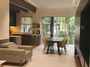 cho thuê biệt thự palm residence 6x17m full nội thất cao cấp. nhận nhà mới ngay (54tr/ tháng)
