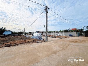 chủ ngộp cần bán đất sổ riêng, full thổ cư vị trí siêu đẹp ngay ngã tư bến cá - kdl bửu long - đn