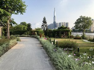 khu nhà sân vườn mặt sông nguyễn văn hưởng - thảo điền - 2800m2 - 