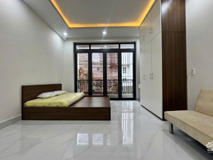 1pn ban công 40m2 gần trường hutech uef