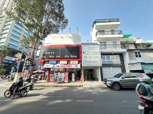 cho thuê nhà mặt tiền ngay góc nguyễn trãi - lê hồng phong p2 quận 5 dt 4x8m - trệt lầu - 20 triệu