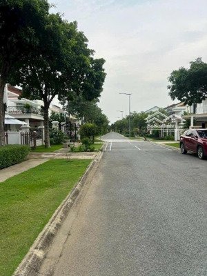 bán nhà nguyên căn 7m vườn thiên đàng 1 giá 3 tỷ 4- sổ hồng riêng- hỗ trợ cho thuê 15 triệu