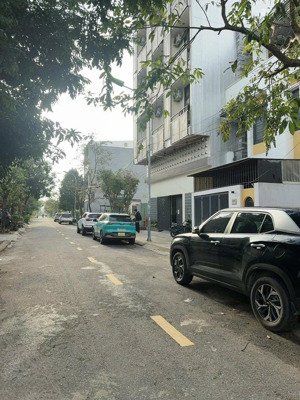 mặt tiền khu b phương trang đà nẵng - một lô duy nhất trên thị trường. hoà minh 25 đông bắc giá tôt
