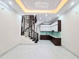 nhà đẹp võ chí công về ở đón tết, 43m2, 5 ngủ, lô góc, sát phố, hàng xóm hồ tây, 11 tỷ.