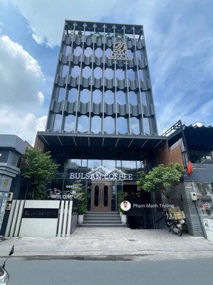 tòa nhà mặt tiền nam kỳ khởi nghĩa | 8.5x42m | hầm 7 tầng | thuê: 550tr/tháng |