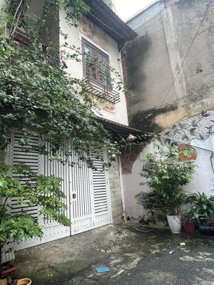 phòng cho thuê hẻm 43 cộng hoà yên tĩnh mát mẻ