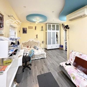 bán nhà đẹp xuất sắc tại lạc long quân, 61m2