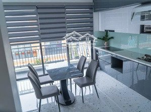 biệt thự full đồ-siêu đẹp-vị trí đắc địa nhất vin vũ yên