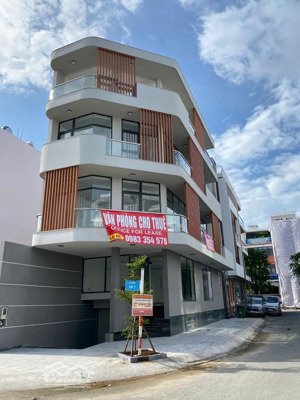 cần tiền bán gấp! góc 2 mặt tiền lê thị hồng gấm - yersin dt 6x16m - 7 tầng hđt 300tr giá 59.5tỷ tl