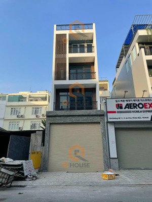 kẹt tiền bán gấp!mặt tiền ngay quốc hương-dt:4 x 25m-4 tầng - hđt 60tr- giá chỉ 24 tỷ