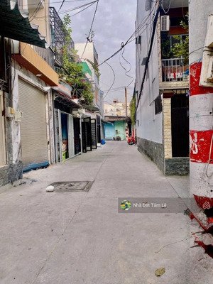 b6. bán nhà thạch lam 56m2 2 tầng hxh giá chỉ 6,5 tỷ thương lượng