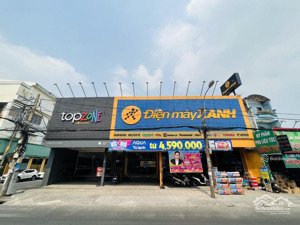 khuôn đất mặt tiền thống nhất dt 20x50m, vị trí đoạn đẹp nhất tuyến đường, bán gấp giá tốt đầu tư