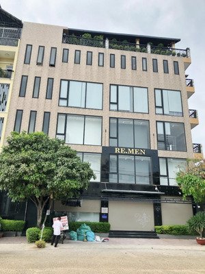 mặt tiền ngang vô địch: 14m! công nhận: 154m2 - hòa bình, tân phú sẵn 5 tầng chỉ 30.9 tỷ tl