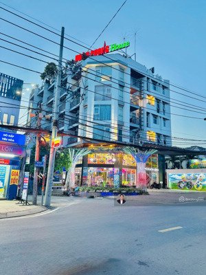 siêu rẻ, mặt tiền lê quang định trục thương mại đẹp nhất nhì bình thạnh. giá thật 160tỷ - 1090m2