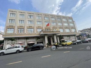 giá tốt ! bán nhà khu vip hoàng việt - đệ nhất khách sạn , 13mx22m , chỉ 48 tỷ