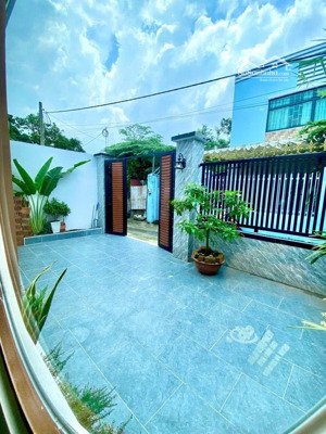 nhỉnh 4ty biệt thự sân vườn 7,6x16=104m2 2pn 2wc hẻm xe hơi đỗ văn dậy hóc môn khu dân cư ko qh