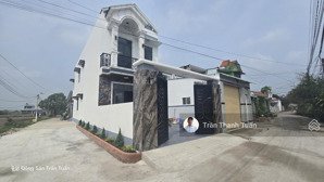 căn góc 2 mặt tiền đường rất đẹp 5x25 xây dựng chắc chắn. vị trí đẹp, sổ hồng hoàn công