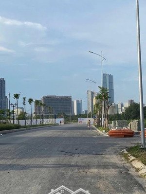 bán gấp nhà đẹp ngõ đường đại linh trung văn lê quang đạo