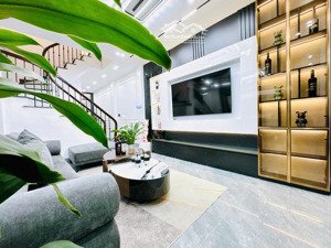 nhà víp - trần duy hưng - cầu giấy - 55m2 - 6 tầng mới xây - thang máy - nội thất xịn - 5m ra phố