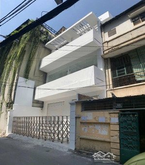 khan hiếm mt ngay huỳnh tịnh của + hai bà trưng dt 15 x 20m hđt 150tr giá 27 tỷ