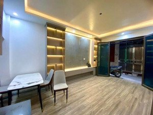 ngõ nông nhà dân xây phố vũ trọng phụng giá hợp lý 35m, giá 8.5 tỷ.