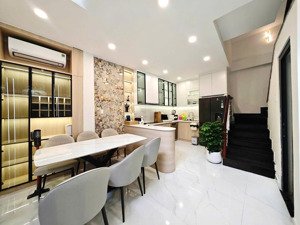 đẹp nhất quận 3 lúc này - siêu phẩm hxh nguyễn đình chiểu - 5 tầng - full nội thất - chỉ 8.x tỷ