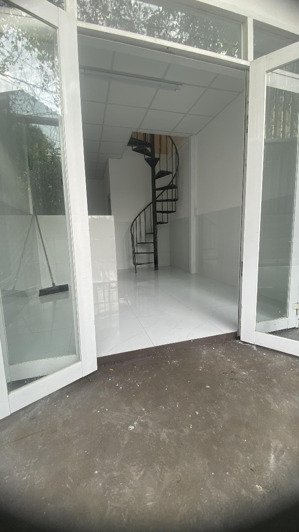 cho thuê nhà nguyên căn 2pn, gác suốt, hẻm 558 bình quới giá 3,5tr/tháng