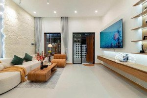 nhà mới đẹp 4 tầng tặng luôn nội thất, 99m2 (4.5x22m), chỉ 9.4 t.ỷ, sát mặt tiền phan huy ích.