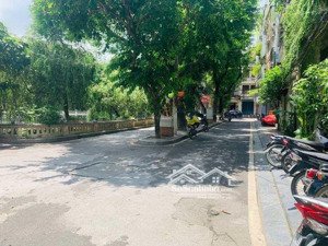 cầu giấy 70m, 2 thoáng, vỉa hè, ngõ thông, kinh doanh tấp nập, vài bước ra phố, 26.8 tỷ