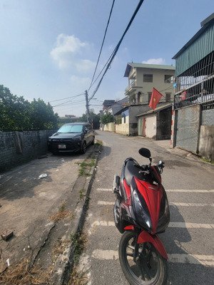 bán lô đất đẹp trục chính làng đông dư, gia lâm kinh doanh - đường ô to tránh nhau