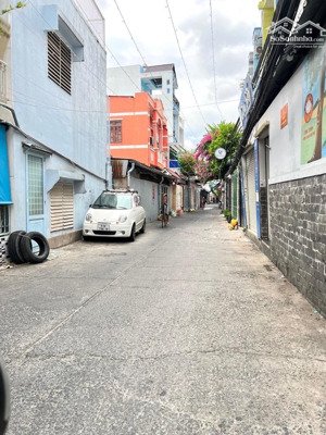 bán nhà quận 8 dương bá trạc- 60m2 - hẻm xe hơi- 2 tầng - chỉ nhỉnh 8 tỷ