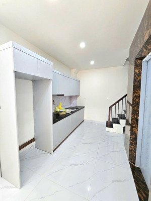 nhà 6 tầng thang máy ô tô đỗ cửa mặt ngõ kinh doanh đang hoàn thiện | thụy phương