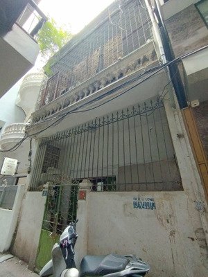 bán đất phố trần quang diệu, đống đa: dt 57, mt 5m, giá 24.5 tỷ, có thương lượng