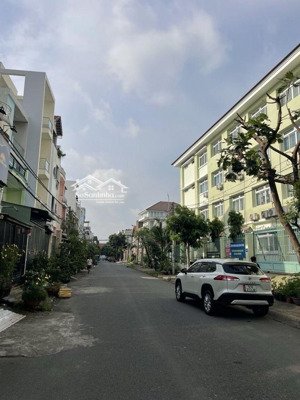 hẻm 6m - 4 tầng st - cmt8, gần cv lê thị riêng - 61m2(4*15) - chỉ 8.6 tỷ