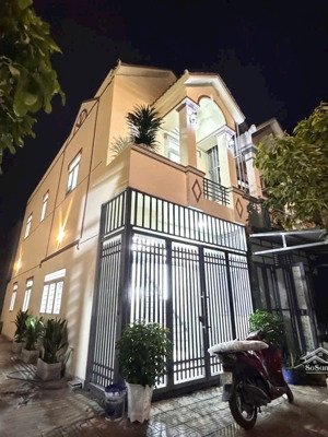 nhà kdc phú hồng thịnh 8 phường bình chuẩn - tp thuận an.