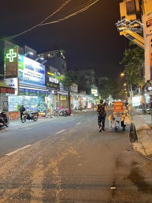 hiếm bán nhà 6mx18m mặt tiền, bùi văn ba, q7 chỉ 12 tỷ