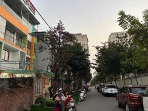 lô đất đấu giá rất hiếm giữa trung tâm đô thị sài đồng sôi động - sầm uất - vô vàn tiện ích