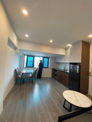 căn hộ 1 ngủ 1 khách 6tr5 ( 208 giải phóng ) nhà tập thể ngã tư vọng