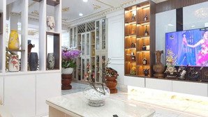 lê văn sỹ, quận 3, nhà đẹp ở ngay, gần hẻm xe hơi, 4 tầng, ngang 4.5m, 72m2, nhỉnh 10 tỷ