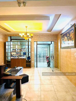 cho thuê nhà khu 918- gần sân golf long biên phân lô ô tô vào nhà 85m2 x4 t giá 15 triệu