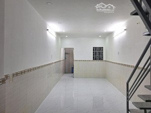 chính chủ cho thuê nhà nguyên căn, hẻm xe hơi