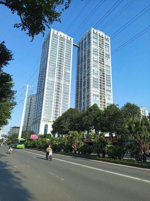 chính chủ bán nhanh 50m2, 65m2, 72m2 toà khách sạn 40 năm, giá chỉ 34tr/m2 tỷ tại mhd trung văn