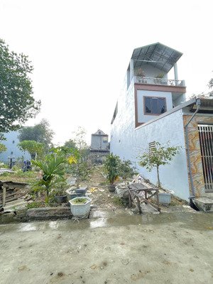 chuyển công tác cần bán gấp mảnh đất phú cát , hoà lạc 100m2 giá nhỉnh 2tỷ ngay trường đh lớn