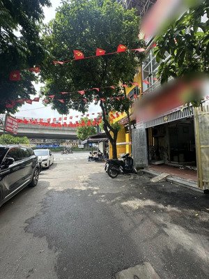 khuất duy tiến 1 nhà ra mặt phố. ô tô vỉ hè diện tích 55m mặt tiền 5m. giá 19 tỷ. lh 