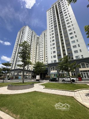 cuối năm hạ giá bán căn 62m2 2pn2wc giá 2,450 tỷ (nhà trống, bao vat)