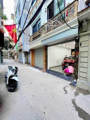 55m2 nhà đẹp mới đón tết - siêu đẹp mới tinh - 7 tầng thang máy - gara ô tô - full nội thất - gần p